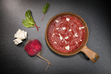 Tactical_Foodpack_on_the_plate_Beetroot_and_Feta_Soup-25