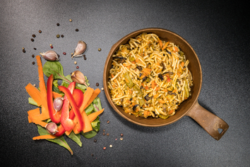Tactical_Foodpack_on_the_plate_Veggie_wok_and_Noodles-29